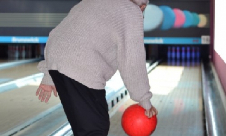 Pink Bowling