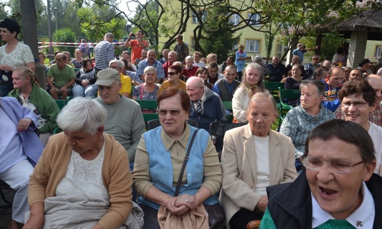 Piknik pośród Łanów 40 i jeden