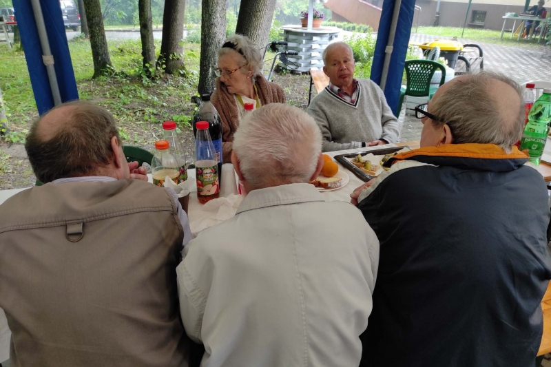 Posiłek w czasie rozpogadzania