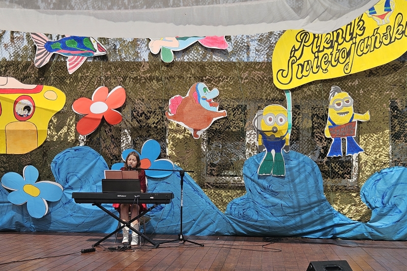 XXI Piknik Świętojański - "Rejs żółtą łodziom podwodną" (fot. 14)