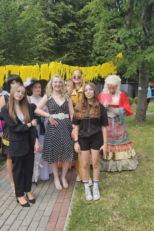 XXI Piknik Świętojański - "Rejs żółtą łodziom podwodną" (fot. 10)