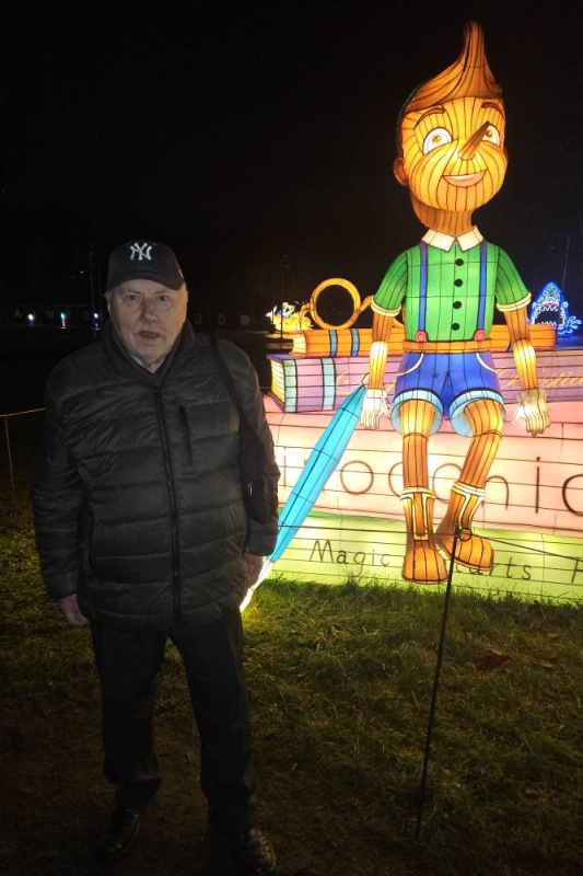 Z wizytą w Ogrodzie Świateł.... (fot. 2)