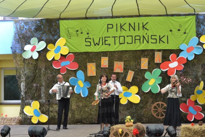 XI Piknik Świętojański! (fot. 15)
