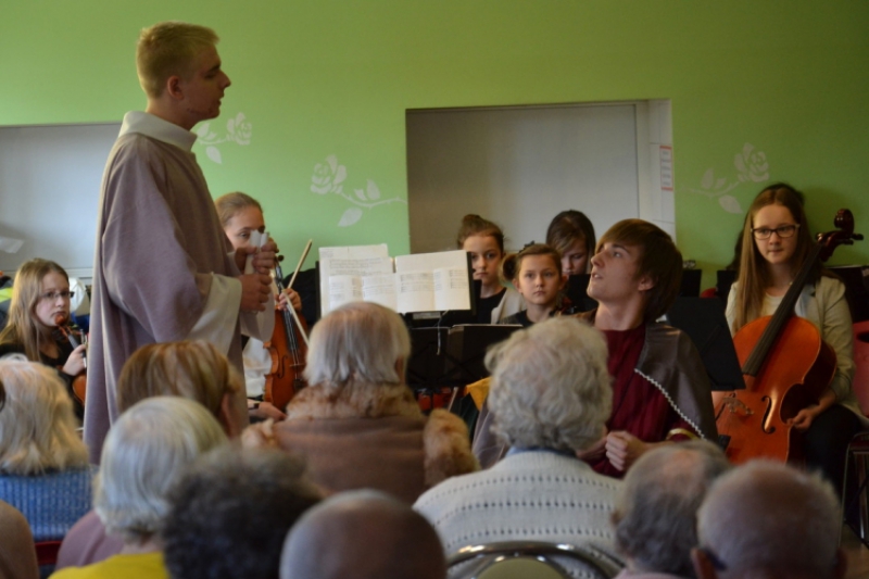 Jasełka Sieprawskiego koła teatralnego i koncert kolęd (fot. 4)