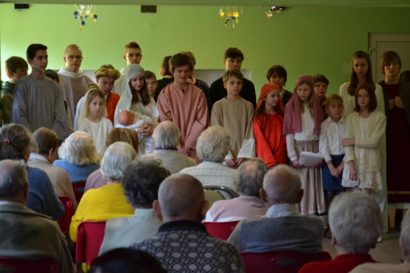 Jasełka Sieprawskiego koła teatralnego i koncert kolęd (fot. 8)