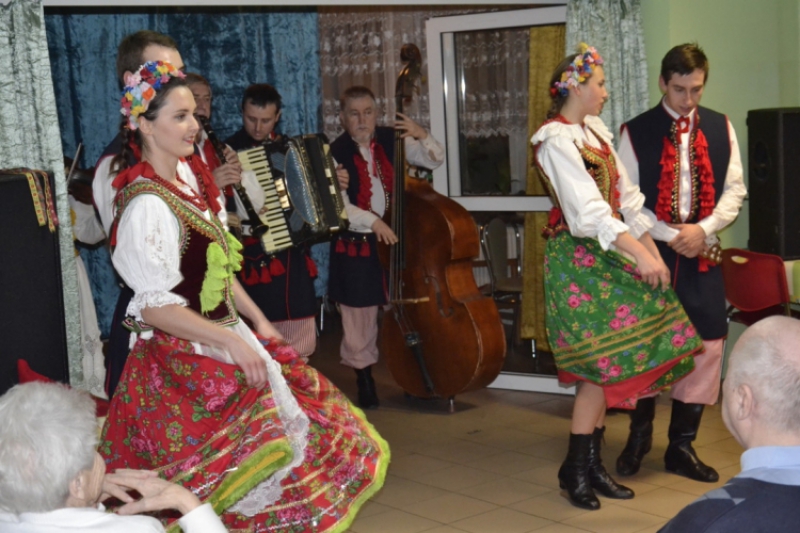 Dom Otwarty - Występ zespołu folklorystycznego "Krakowianie" (fot. 11)