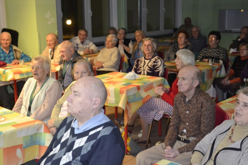 Dom Otwarty - Występ zespołu folklorystycznego "Krakowianie" (fot. 4)